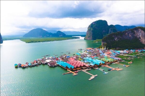 Hong Island (Krabi) + James Bond Island By Speedboat