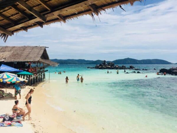 PREMIUM Jamesbond Island By Speedboat