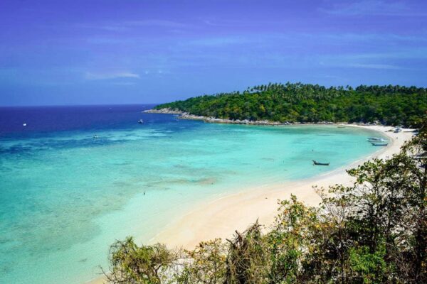 Maiton Island Coral & Raya Island By Speedboat