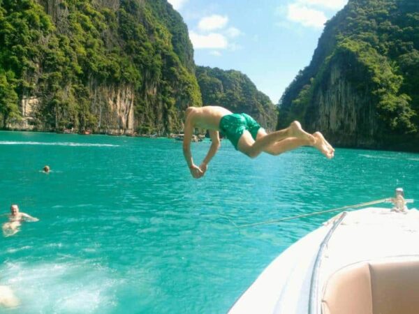 PREMIUM Phi Phi Early Bird By Speedboat