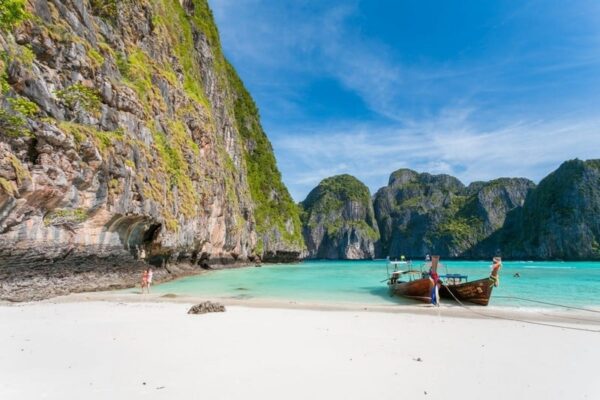 Phi Phi-Maya Bay -Bamboo Island-Rang Island by Speedboat
