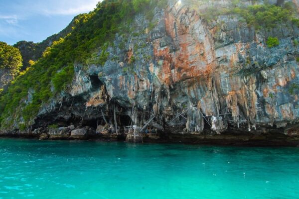 Phi Phi-Maya Bay -Bamboo Island-Rang Island by Speedboat